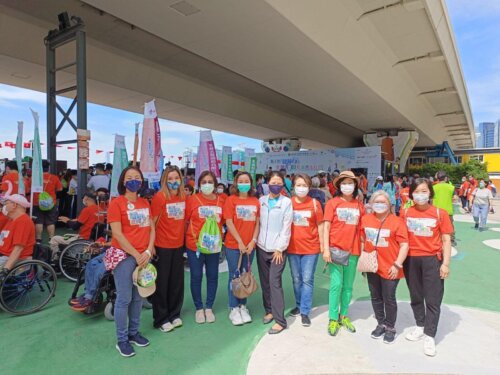 D303 Charity Walk 04